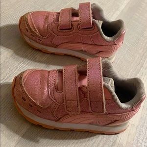 Toddler sneakers